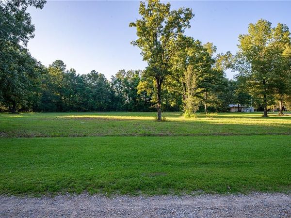 82 E KAREN Drive, Deville, LA 71328