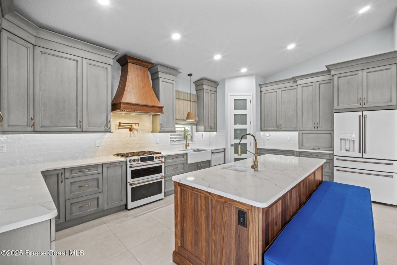 152 Indian Creek Road, Oak Hill, FL 32759 Photo