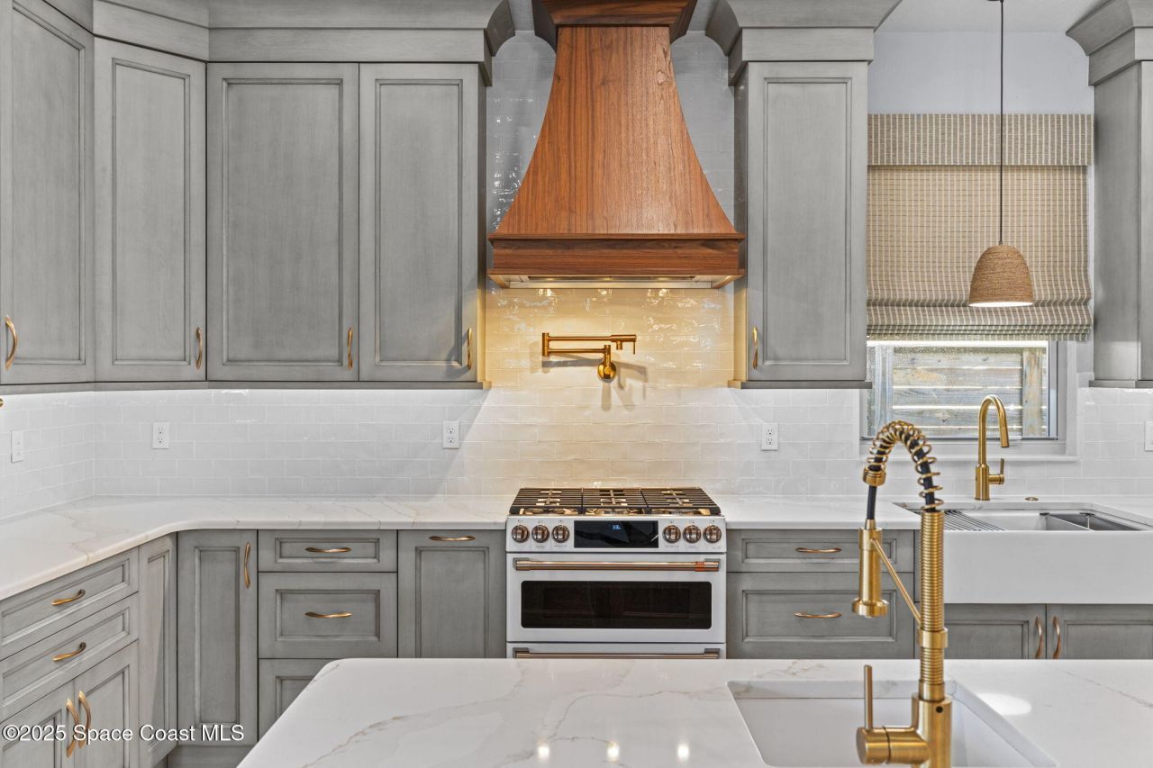 152 Indian Creek Road, Oak Hill, FL 32759 Photo