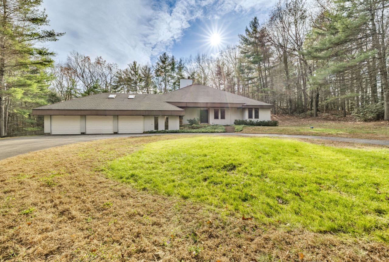 1 Northcrest, Granby, CT 06060 Main Photo