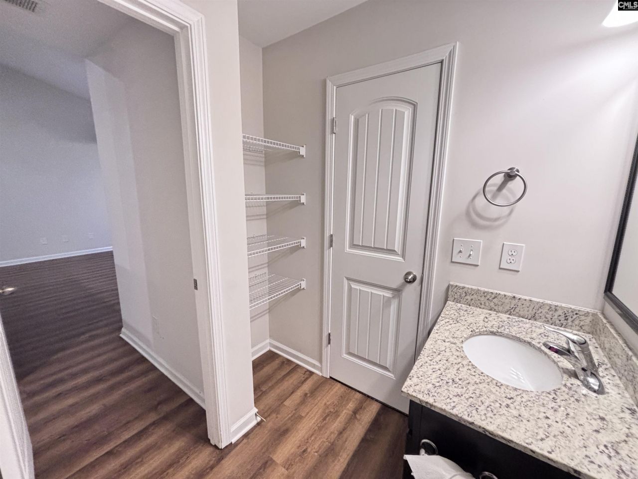 304 Jubilee Clock Drive Photo 11