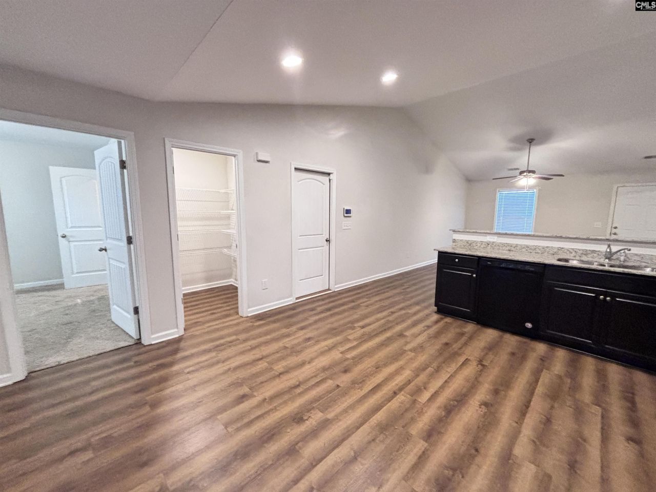 304 Jubilee Clock Drive Photo 17