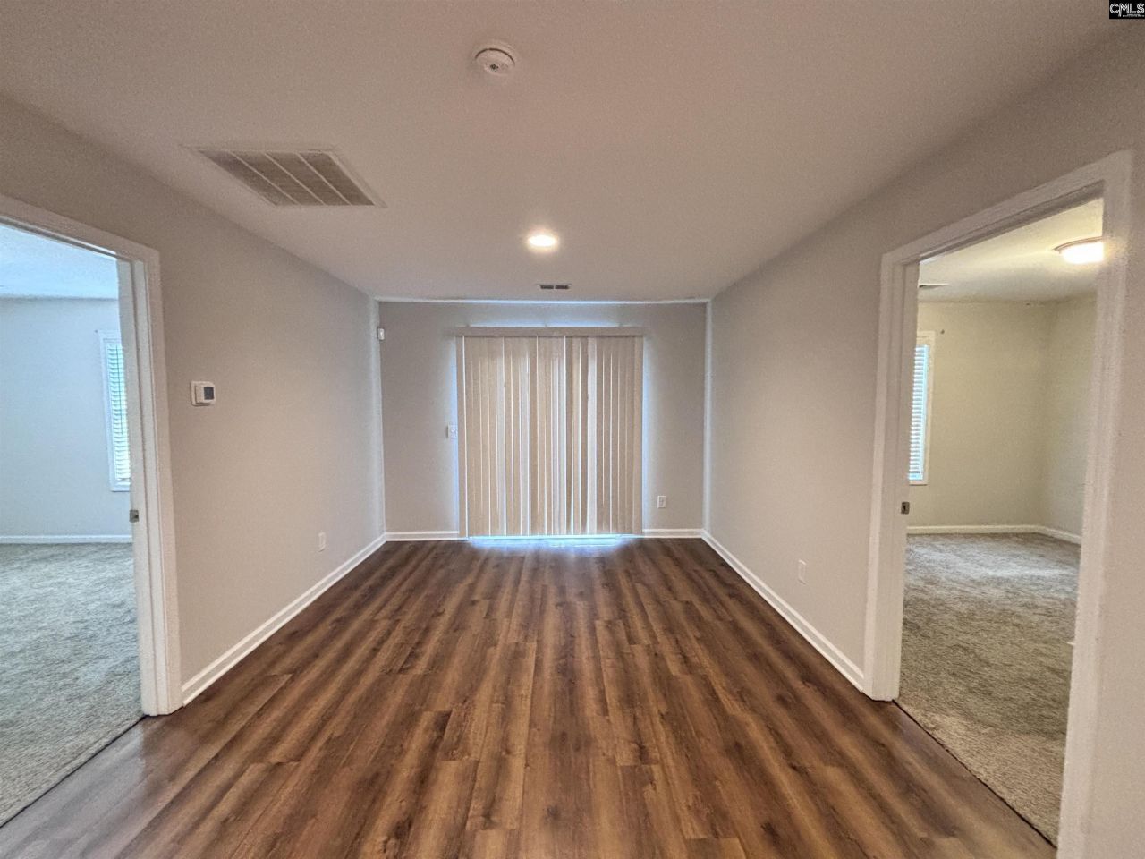 304 Jubilee Clock Drive Photo 19