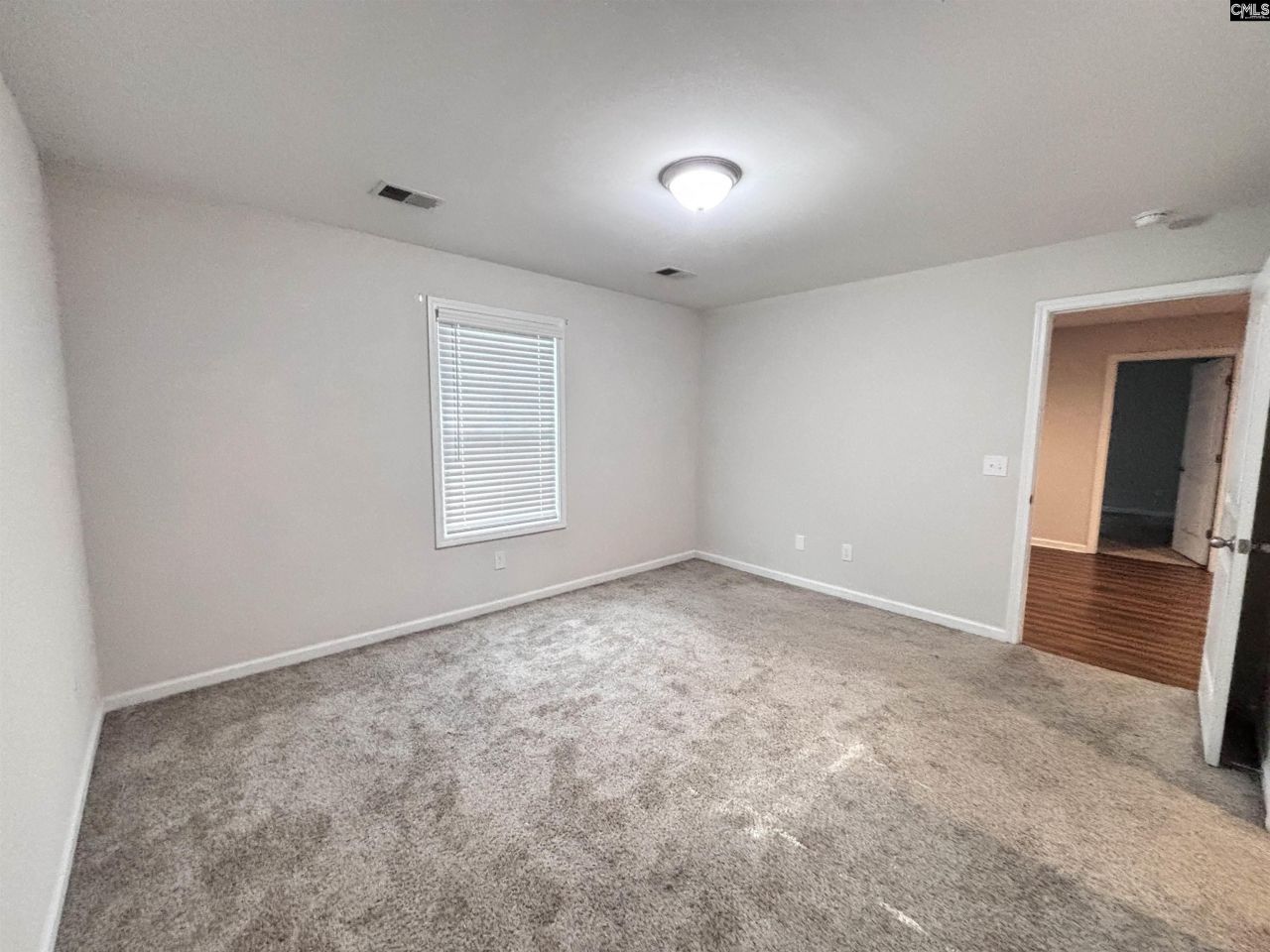 304 Jubilee Clock Drive Photo 25