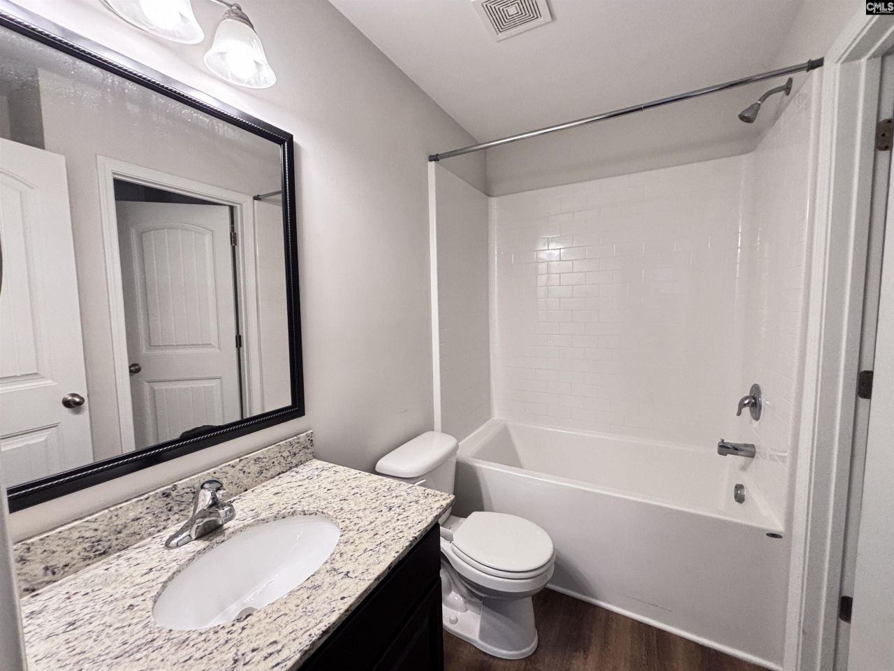 304 Jubilee Clock Drive Photo 7