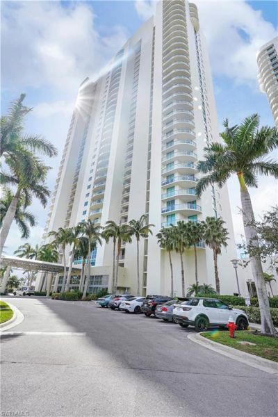 3000 Oasis Grand Blvd, Unit 1401, Fort Myers, FL 33916 Photo