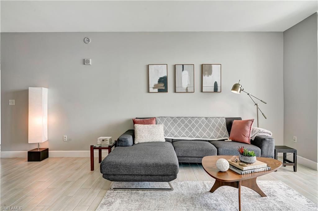 3000 Oasis Grand Blvd, Unit 1401, Fort Myers, FL 33916 Photo