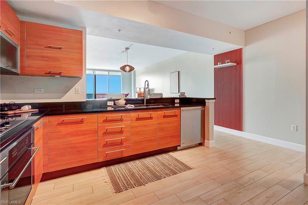 3000 Oasis Grand Blvd, Unit 1401, Fort Myers, FL 33916 Photo