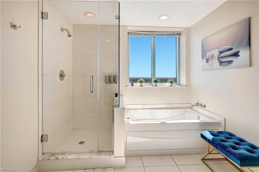 3000 Oasis Grand Blvd, Unit 1401, Fort Myers, FL 33916 Photo