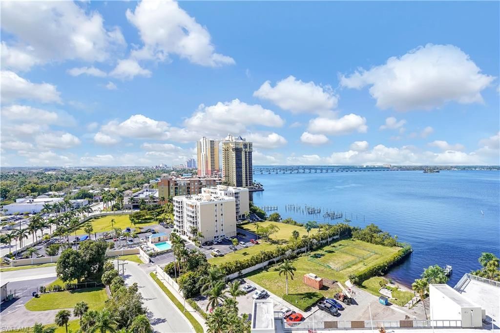 3000 Oasis Grand Blvd, Unit 1401, Fort Myers, FL 33916 Photo