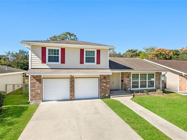 312 WESTMEADE Drive, Gretna, LA 70056