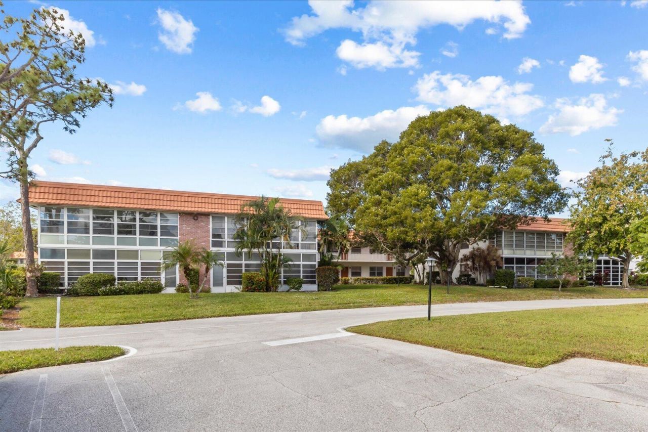 2600 SE Ocean Boulevard, Unit O14, Stuart, FL 34996 Photo