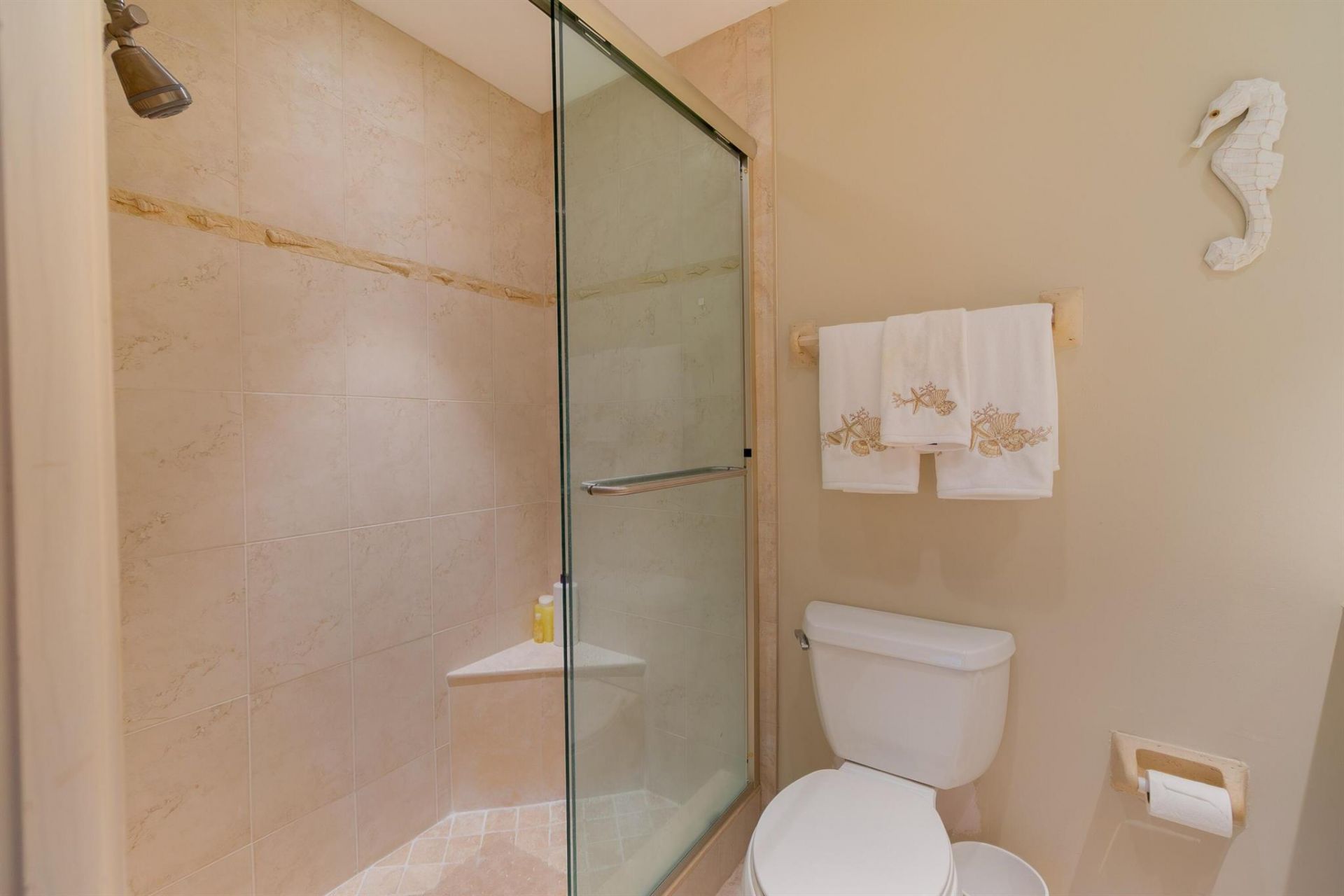 1042 North Drive, Unit A, Delray Beach, FL 33445 Photo