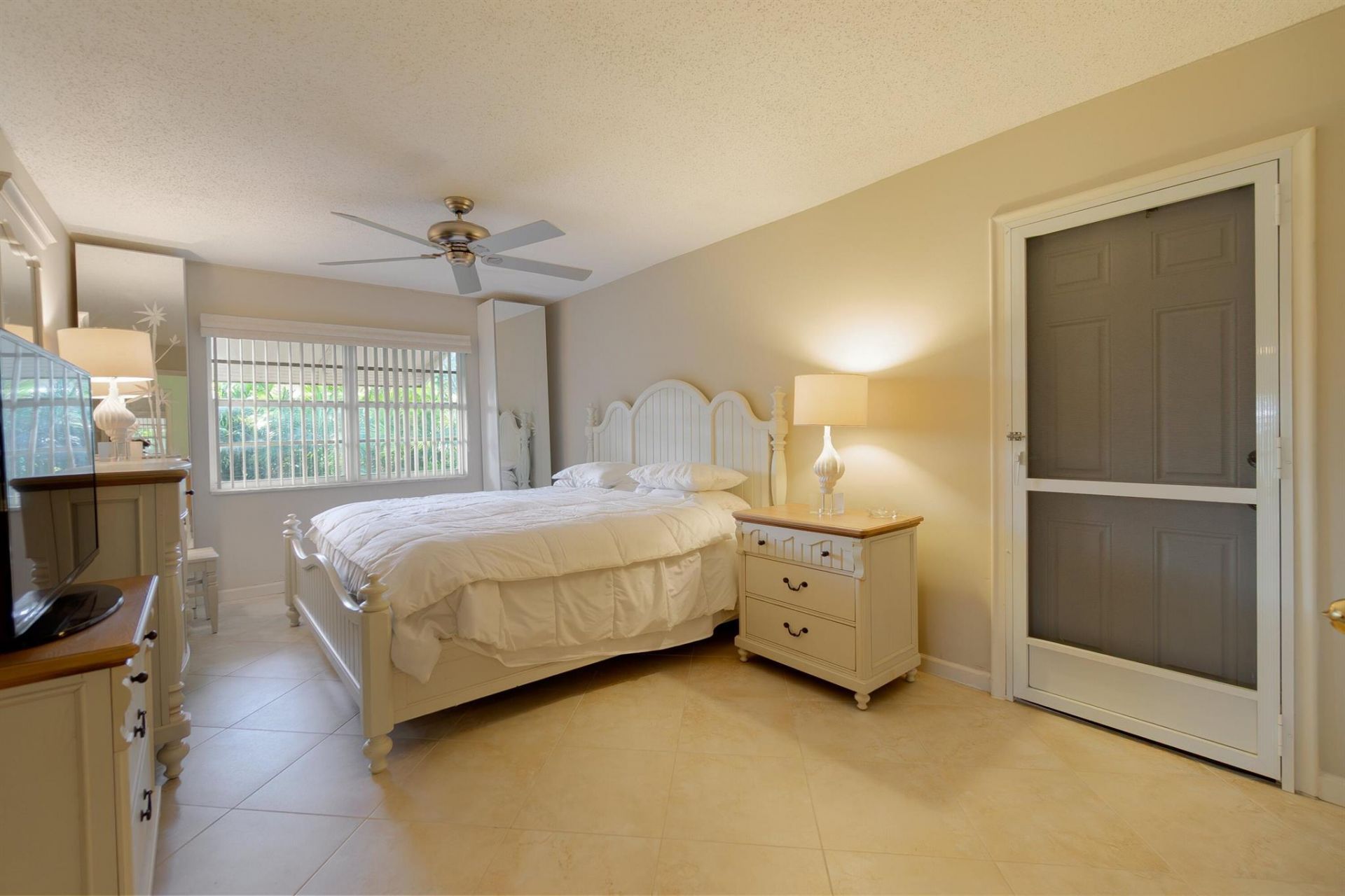 1042 North Drive, Unit A, Delray Beach, FL 33445 Photo