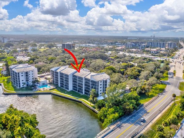 11370 Twelve Oaks Way, Unit 218, North Palm Beach, FL 33408