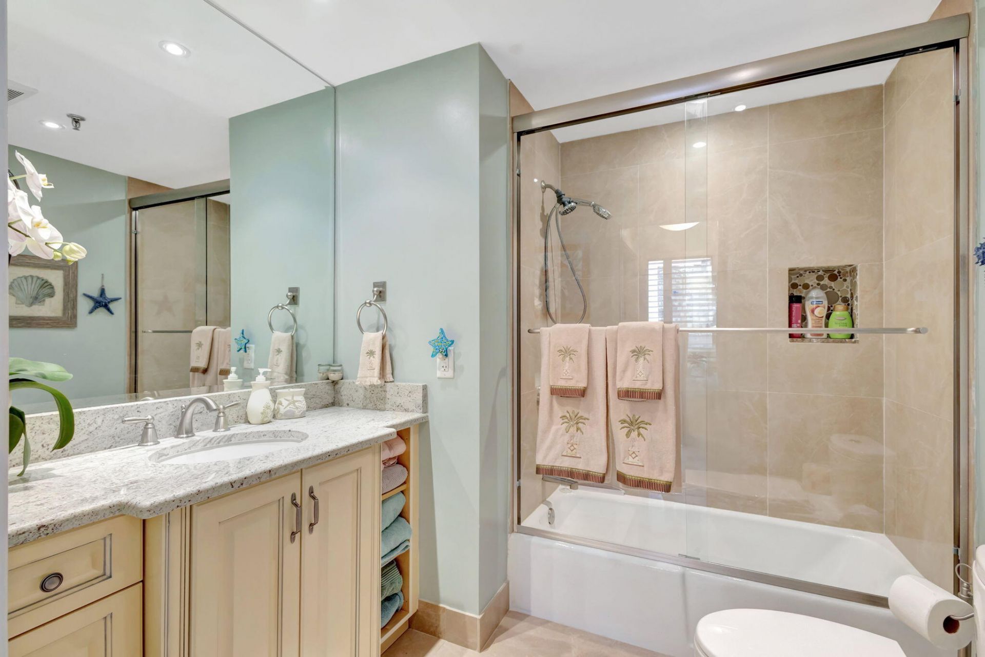 11370 Twelve Oaks Way, Unit 218, North Palm Beach, FL 33408 Photo