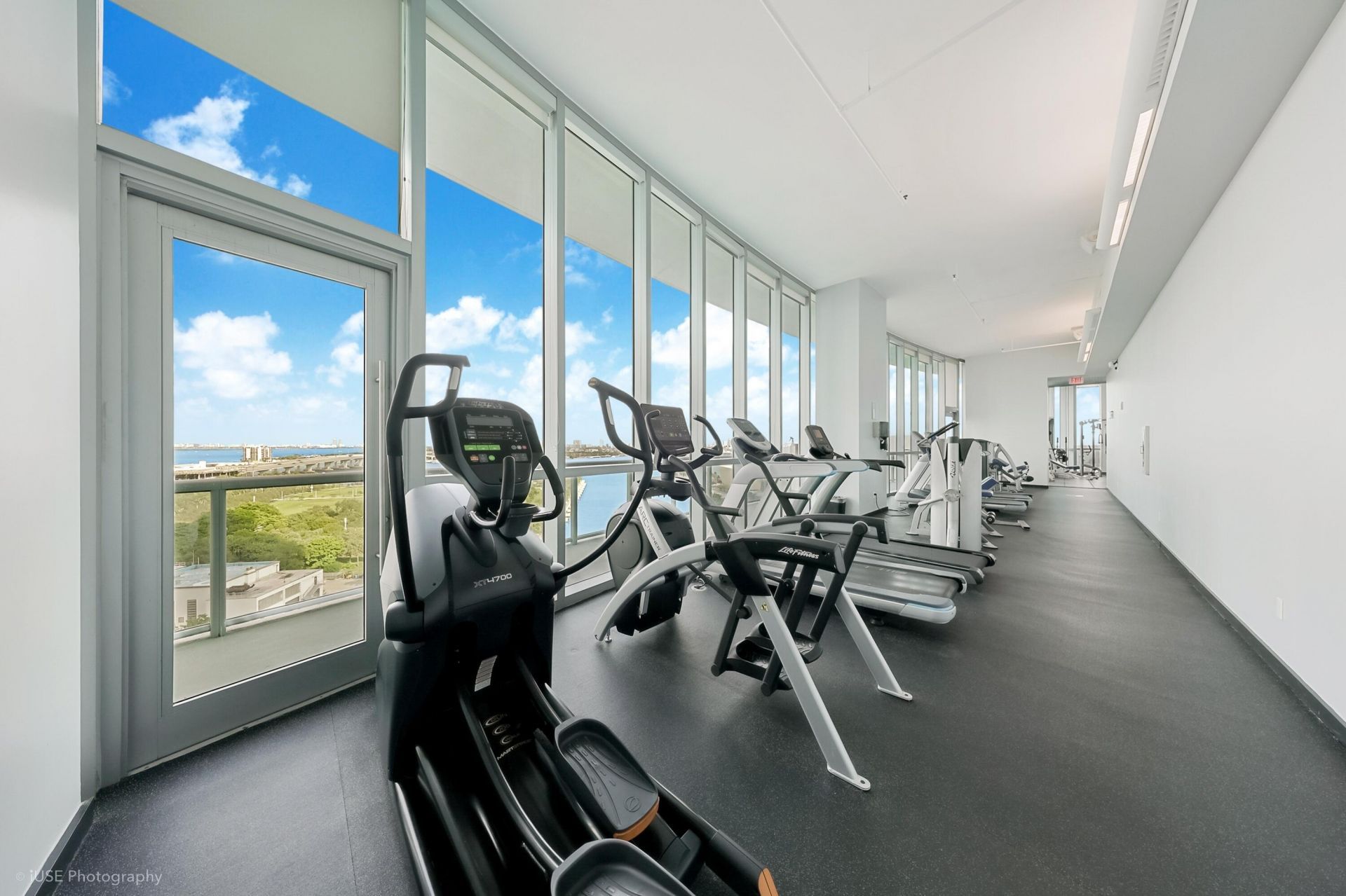 888 Biscayne Boulevard, Unit 3702, Miami, FL 33132 Photo