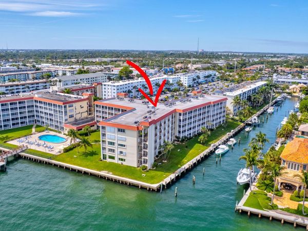 105 Paradise Harbour Boulevard, Unit 109, North Palm Beach, FL 33408