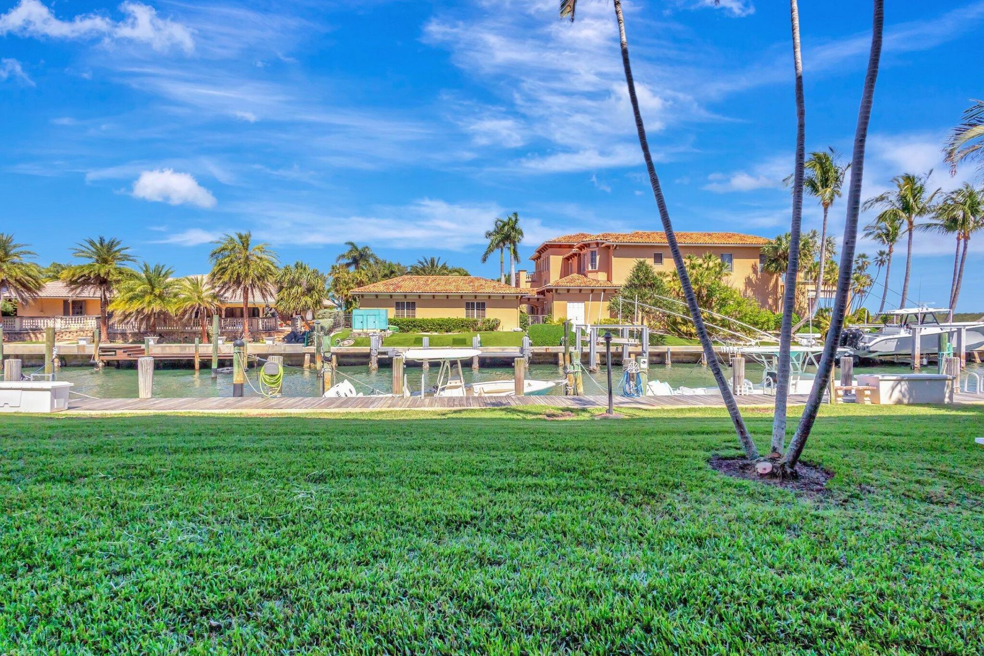 105 Paradise Harbour Boulevard, Unit 109, North Palm Beach, FL 33408 Photo