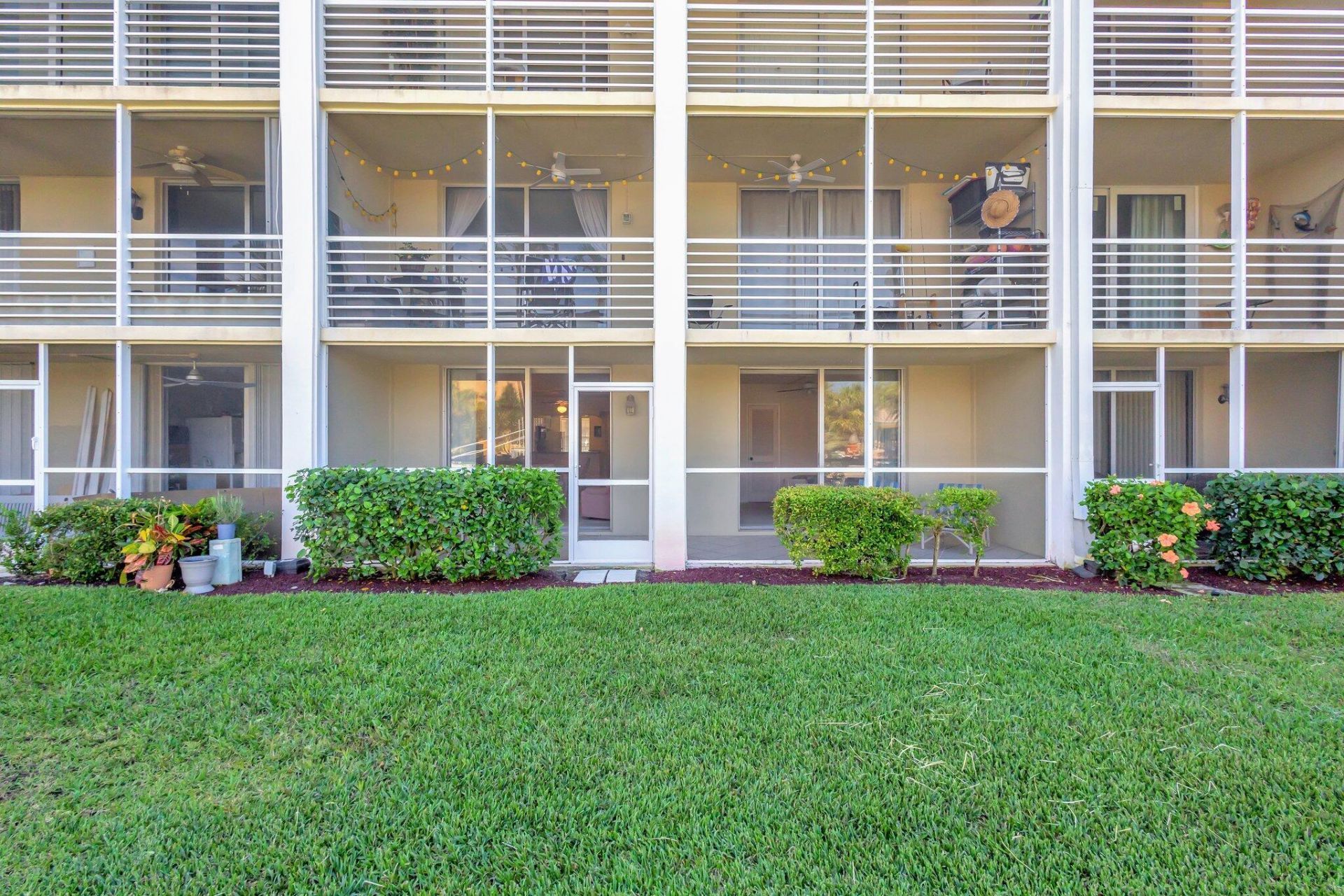 105 Paradise Harbour Boulevard, Unit 109, North Palm Beach, FL 33408 Photo