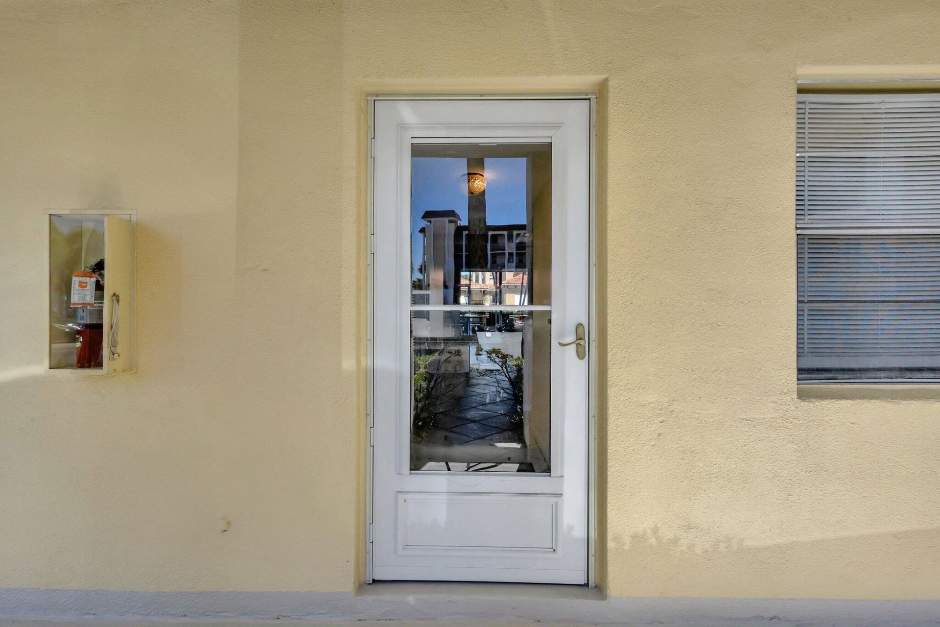 105 Paradise Harbour Boulevard, Unit 109, North Palm Beach, FL 33408 Photo