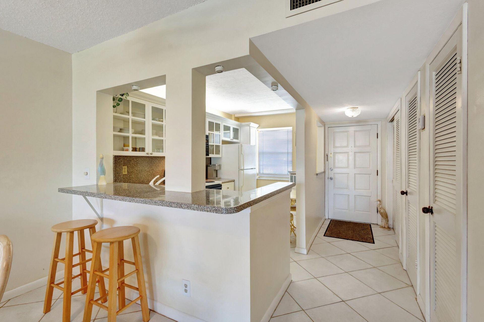 105 Paradise Harbour Boulevard, Unit 109, North Palm Beach, FL 33408 Photo