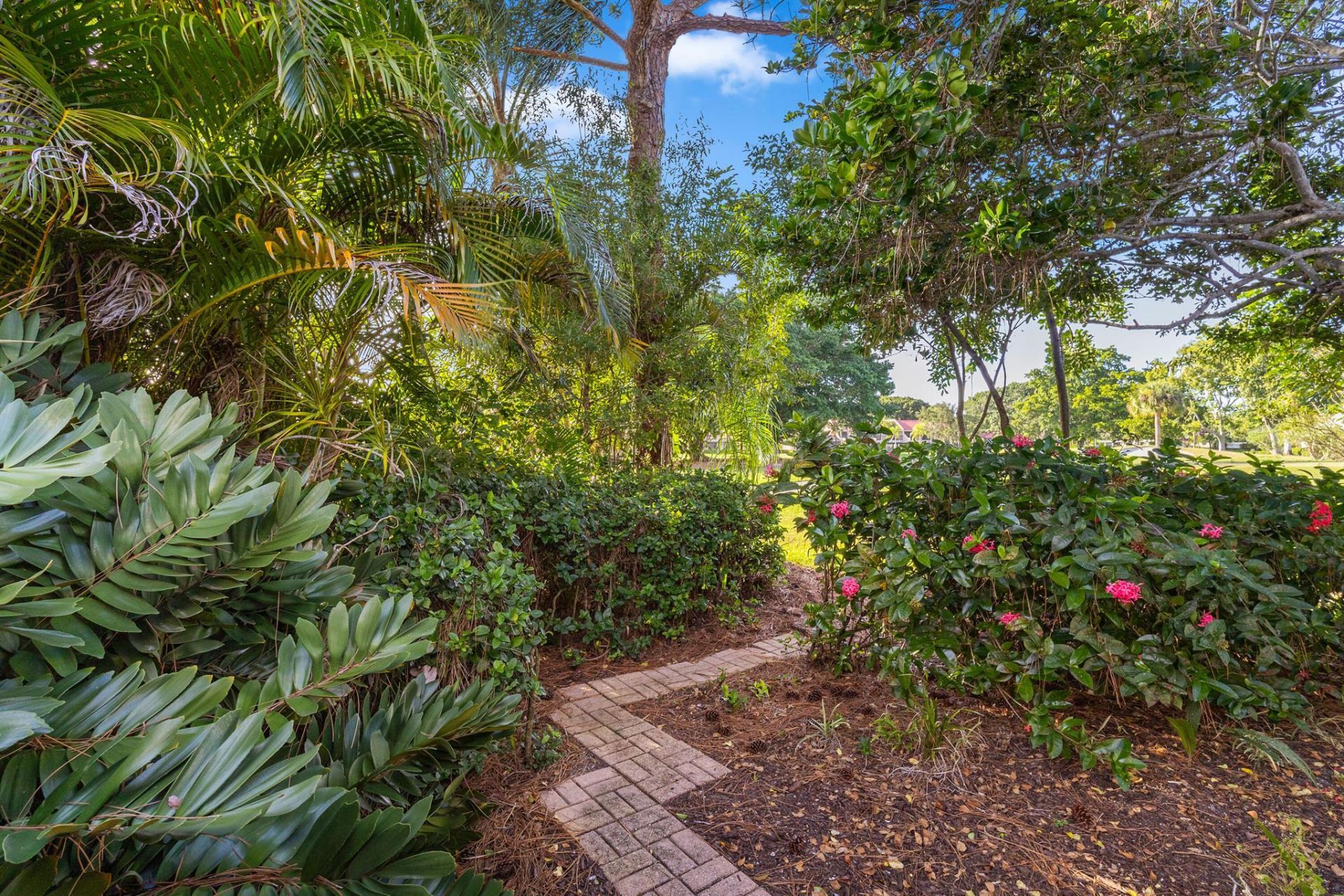 54 Windsor Lane, Palm Beach Gardens, FL 33418 Photo
