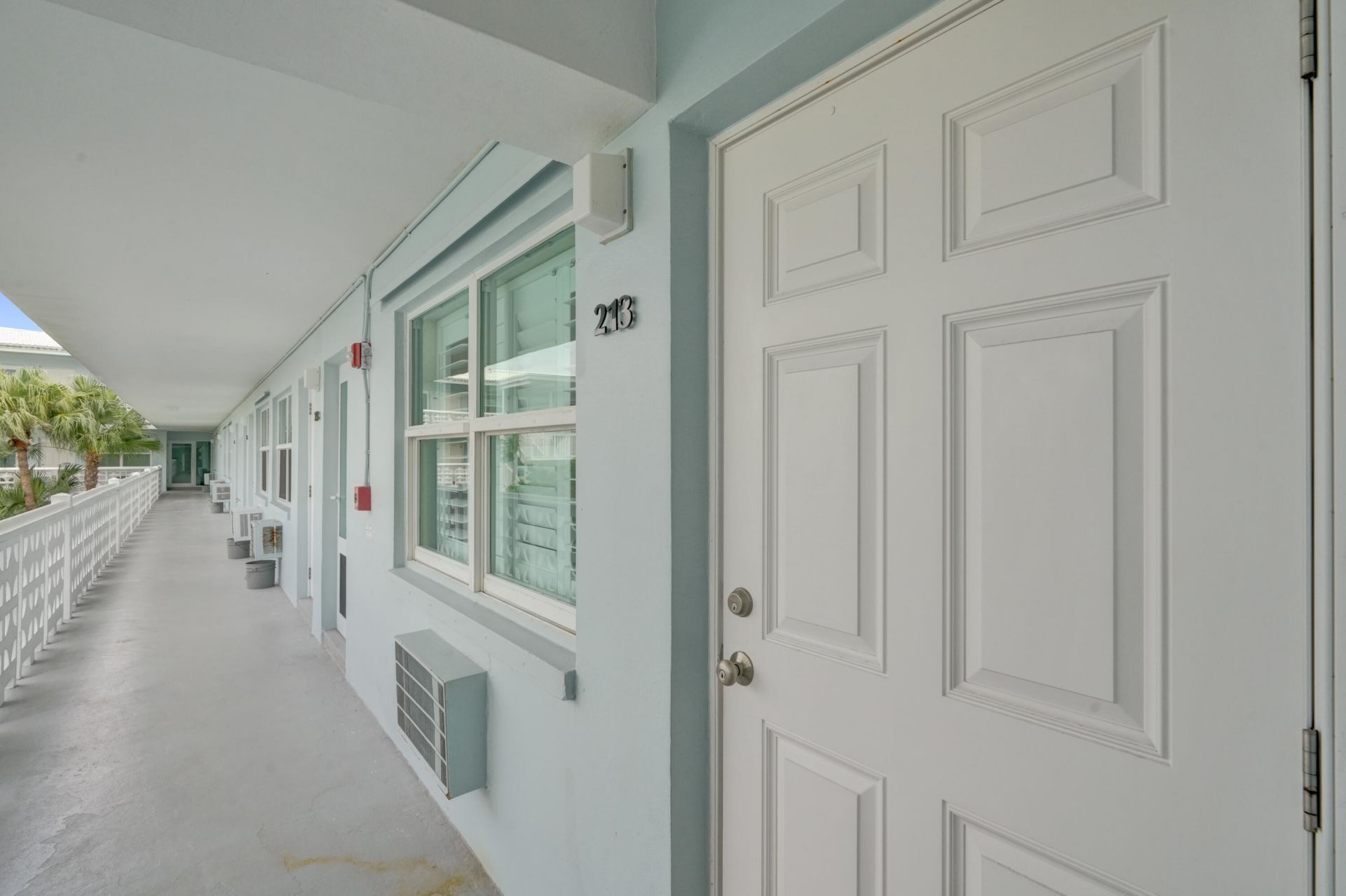 1850 S Ocean Drive, Unit 213, Fort Lauderdale, FL 33316 Photo