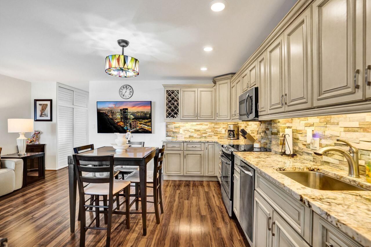 1850 S Ocean Drive, Unit 213, Fort Lauderdale, FL 33316 Photo