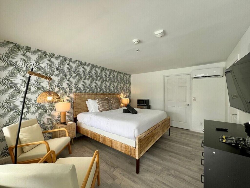 1020 N Riverside Drive, Pompano Beach, FL 33062 Photo