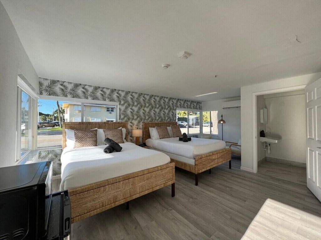 1020 N Riverside Drive, Pompano Beach, FL 33062 Photo