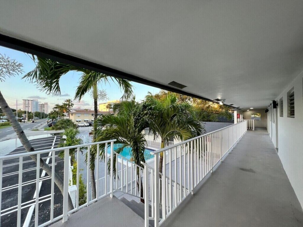 1020 N Riverside Drive, Pompano Beach, FL 33062 Photo