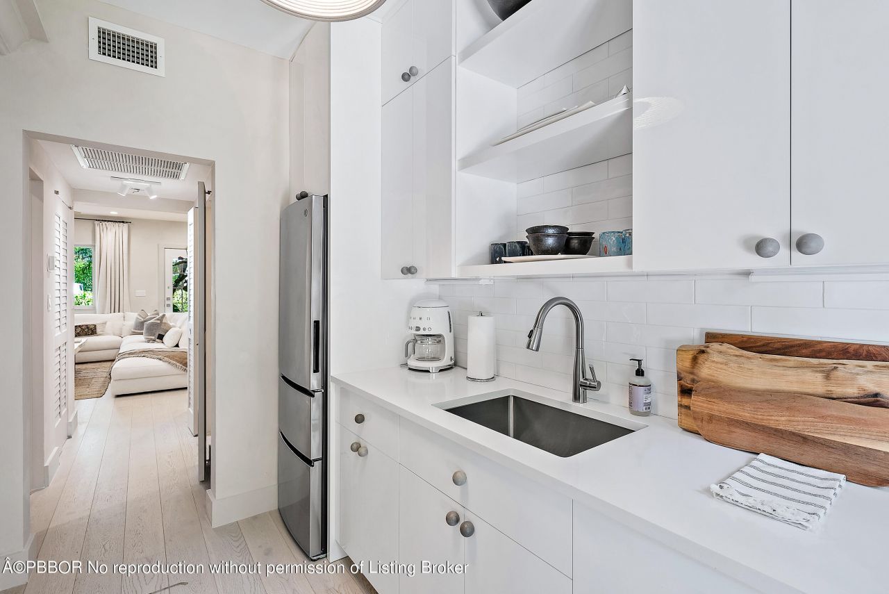 220 Atlantic Avenue, Unit 3, Palm Beach, FL 33480 Photo