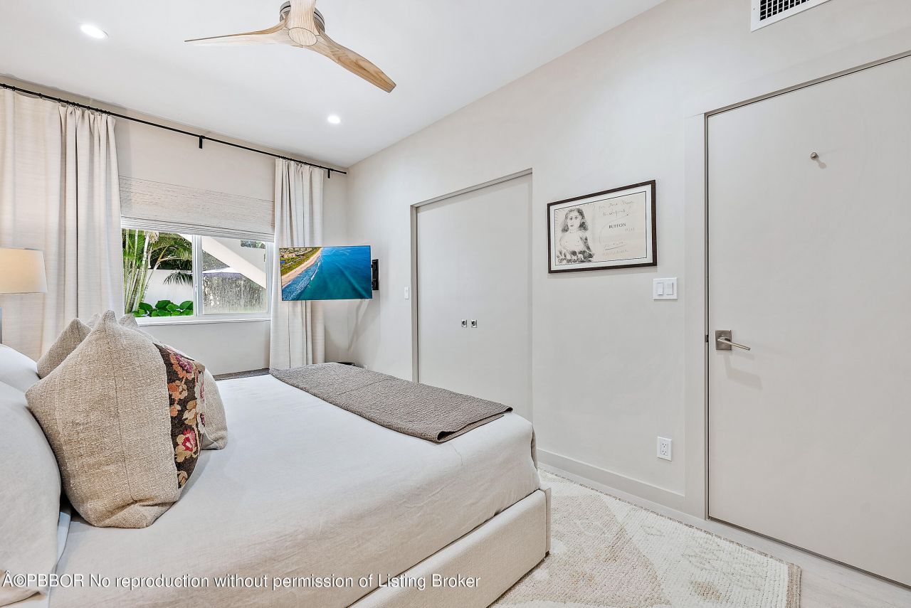 220 Atlantic Avenue, Unit 3, Palm Beach, FL 33480 Photo