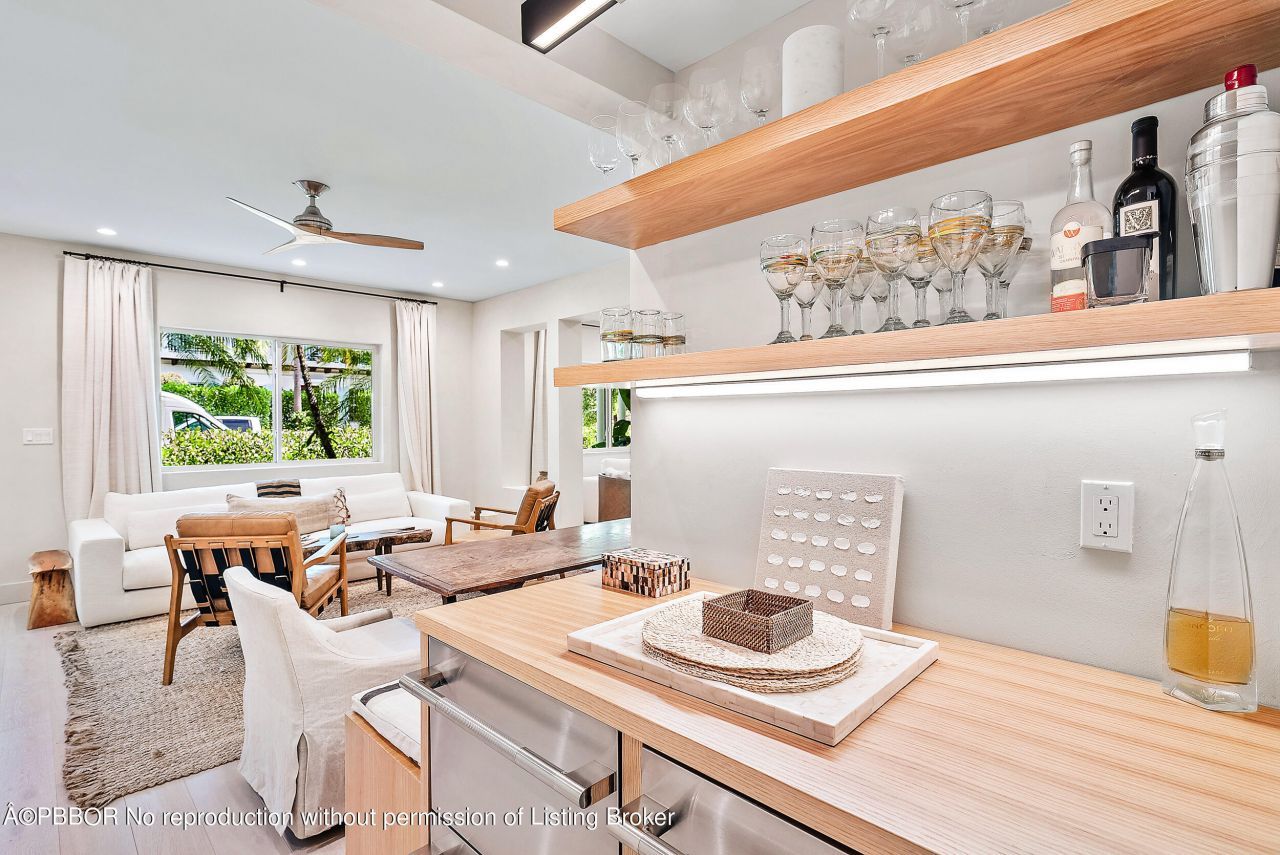 220 Atlantic Avenue, Unit 3, Palm Beach, FL 33480 Photo