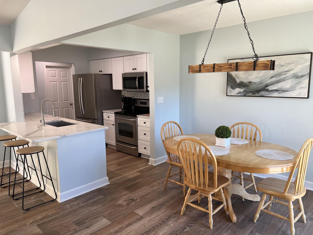 309 Flagstone Drive Photo 4