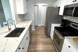 309 Flagstone Drive photo 4