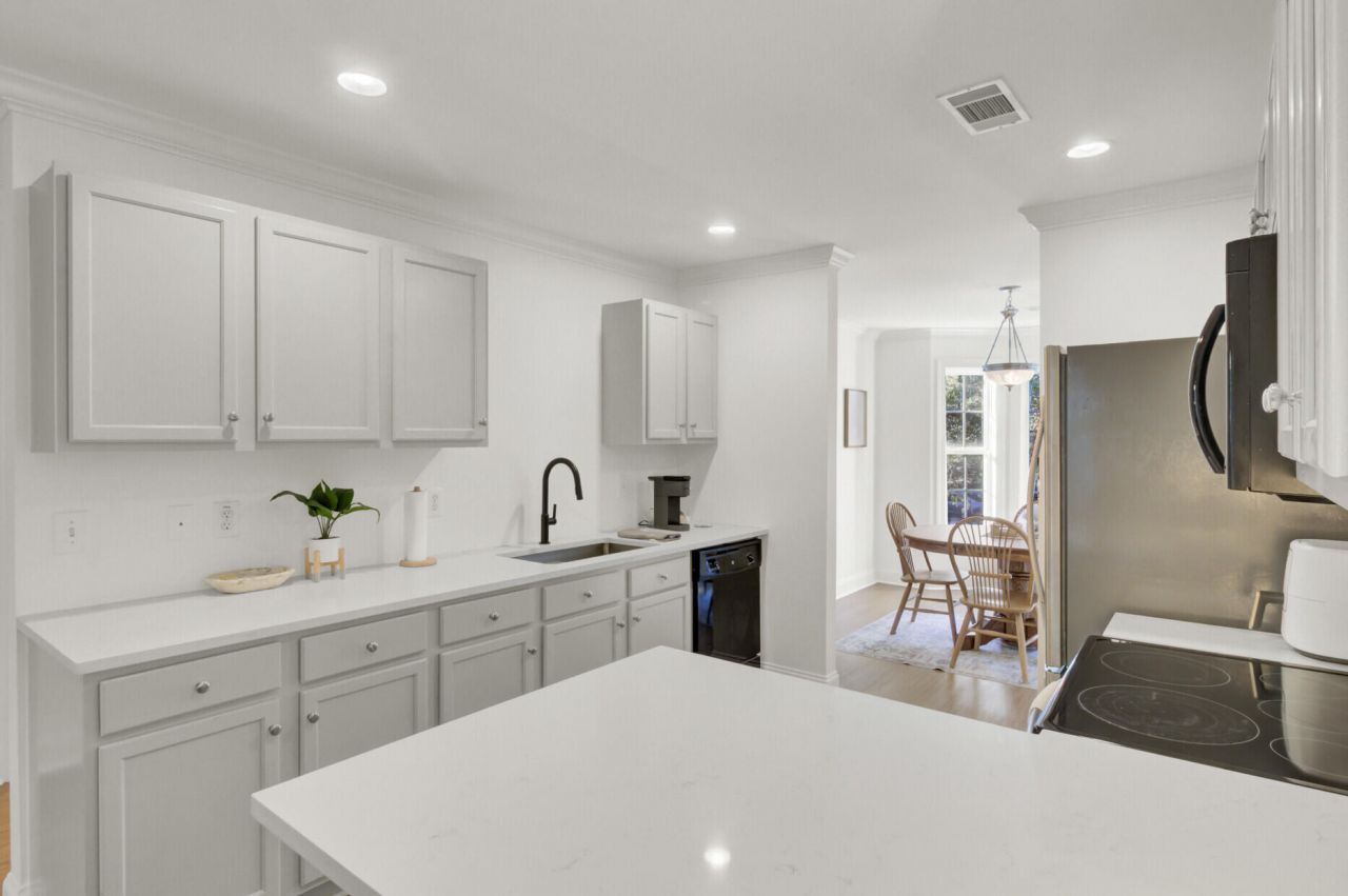 5007 Double Fox Road Photo 15