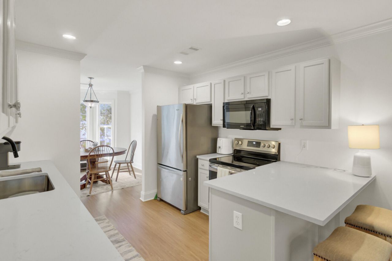 5007 Double Fox Road Photo 16