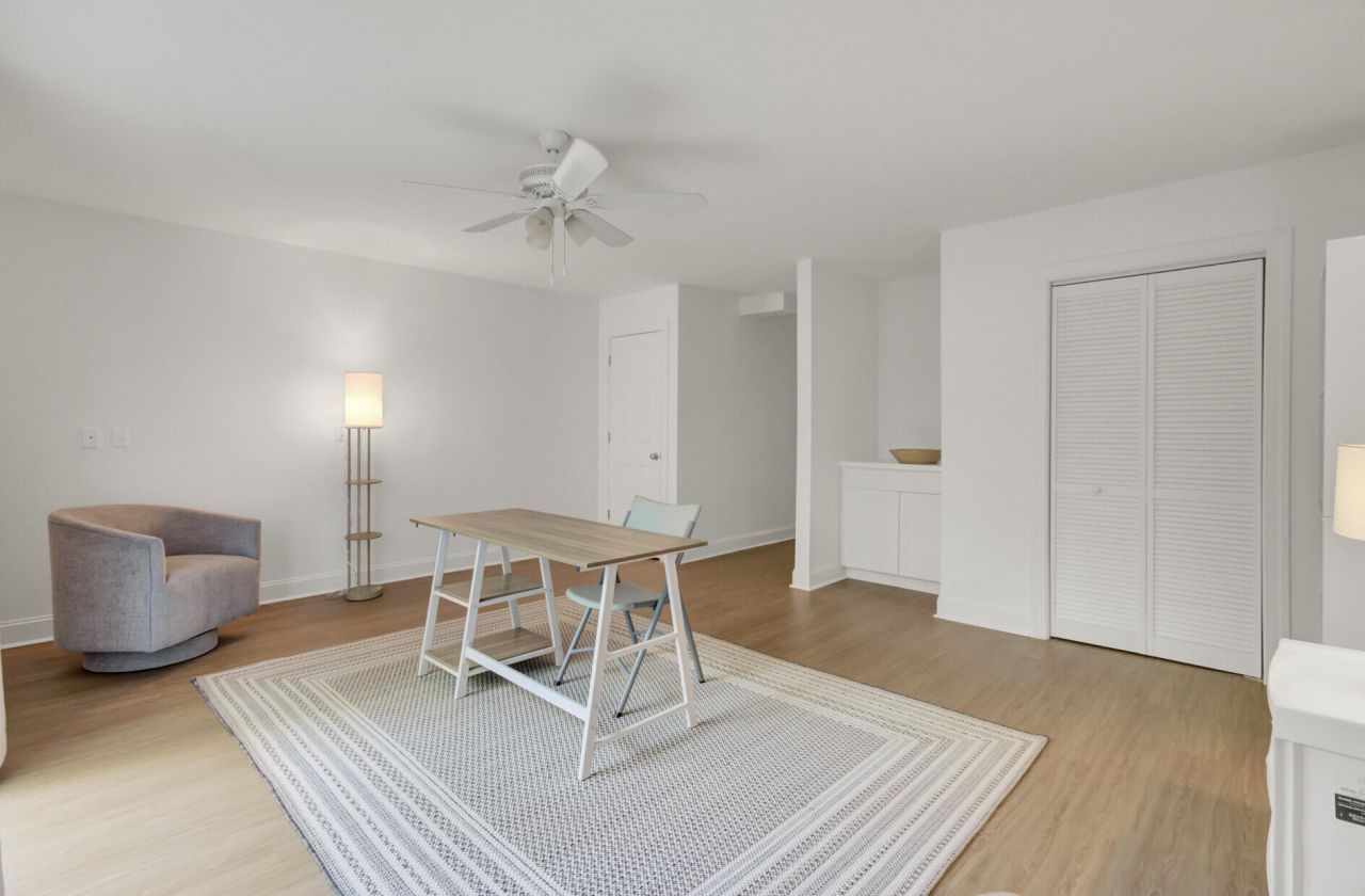 5007 Double Fox Road Photo 7