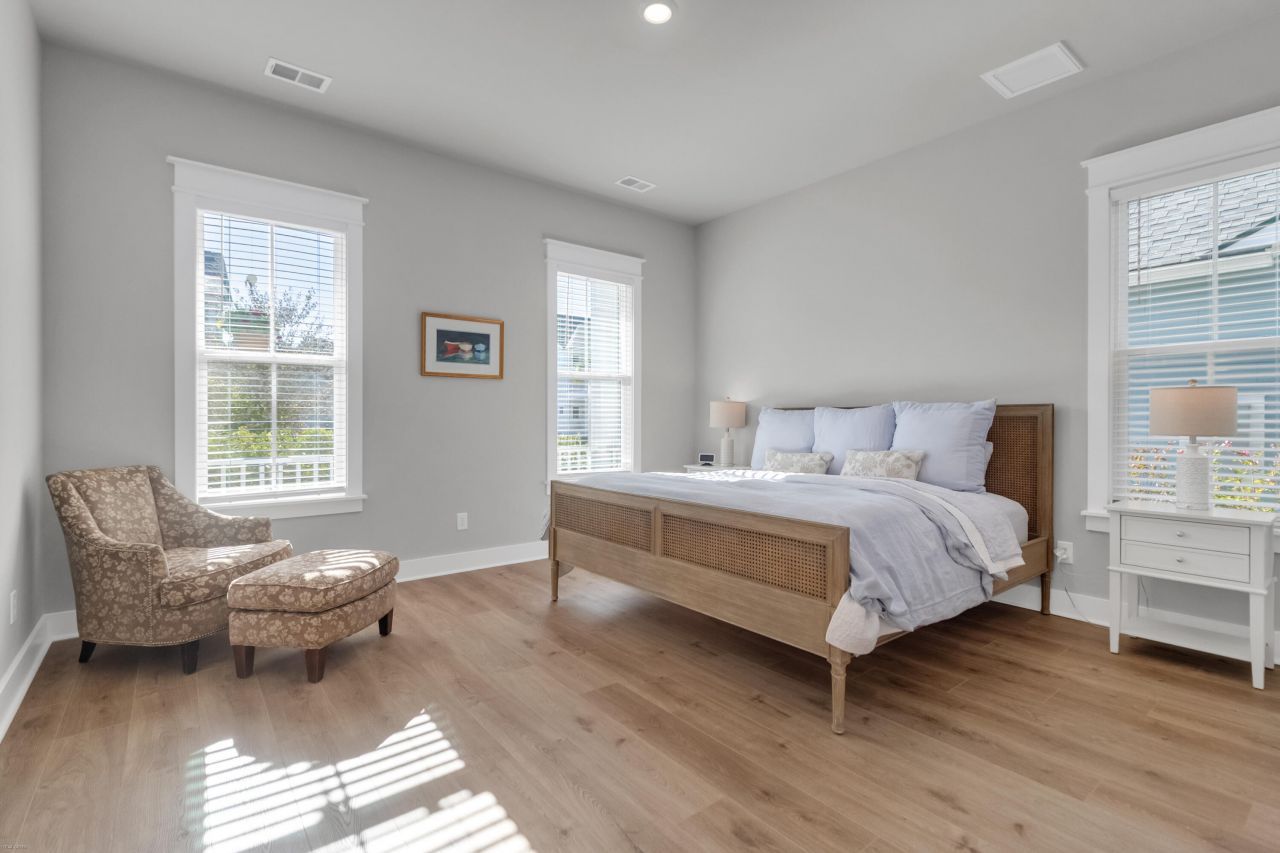 2342 Lenwick Hall Lane Photo 12