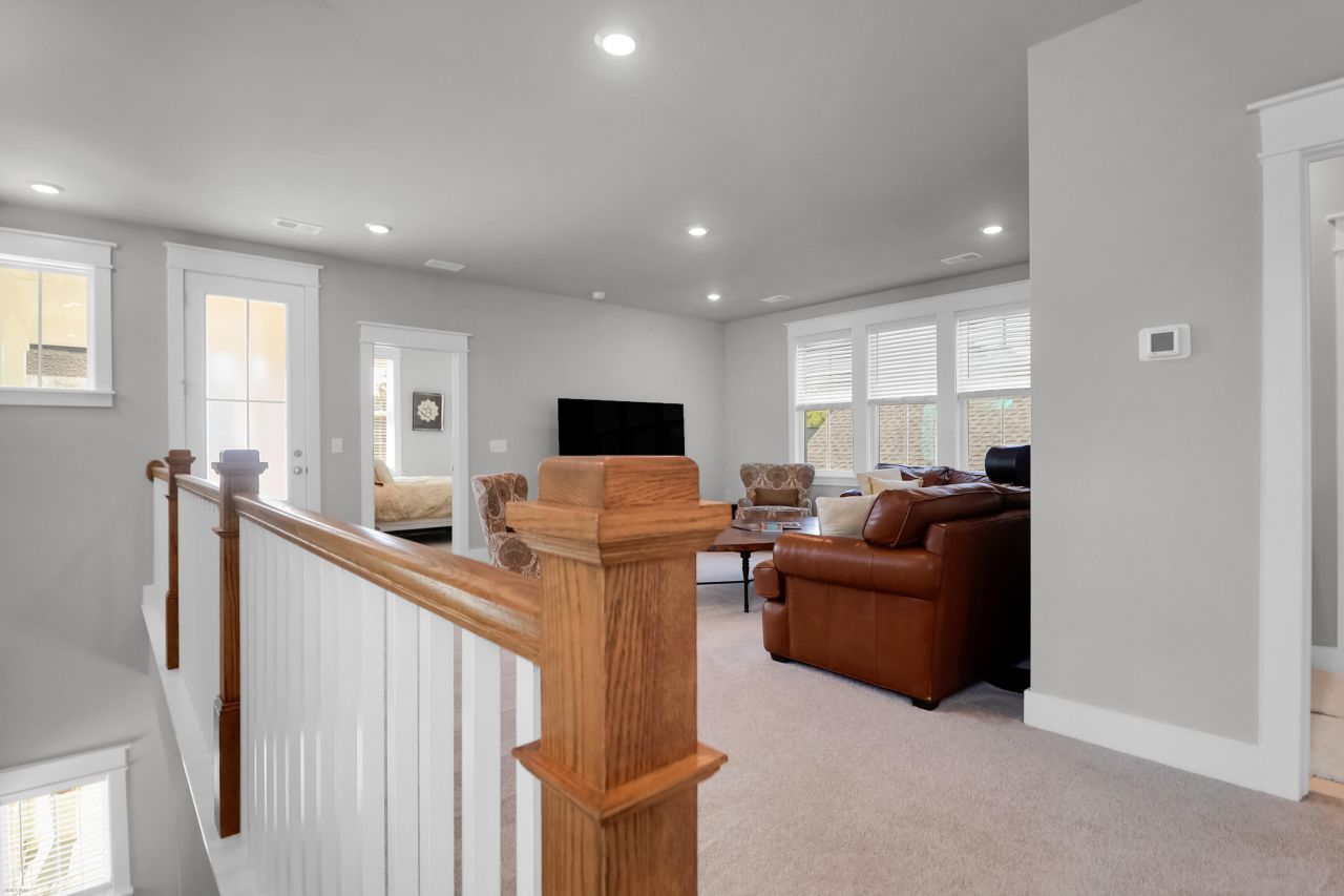 2342 Lenwick Hall Lane Photo 17