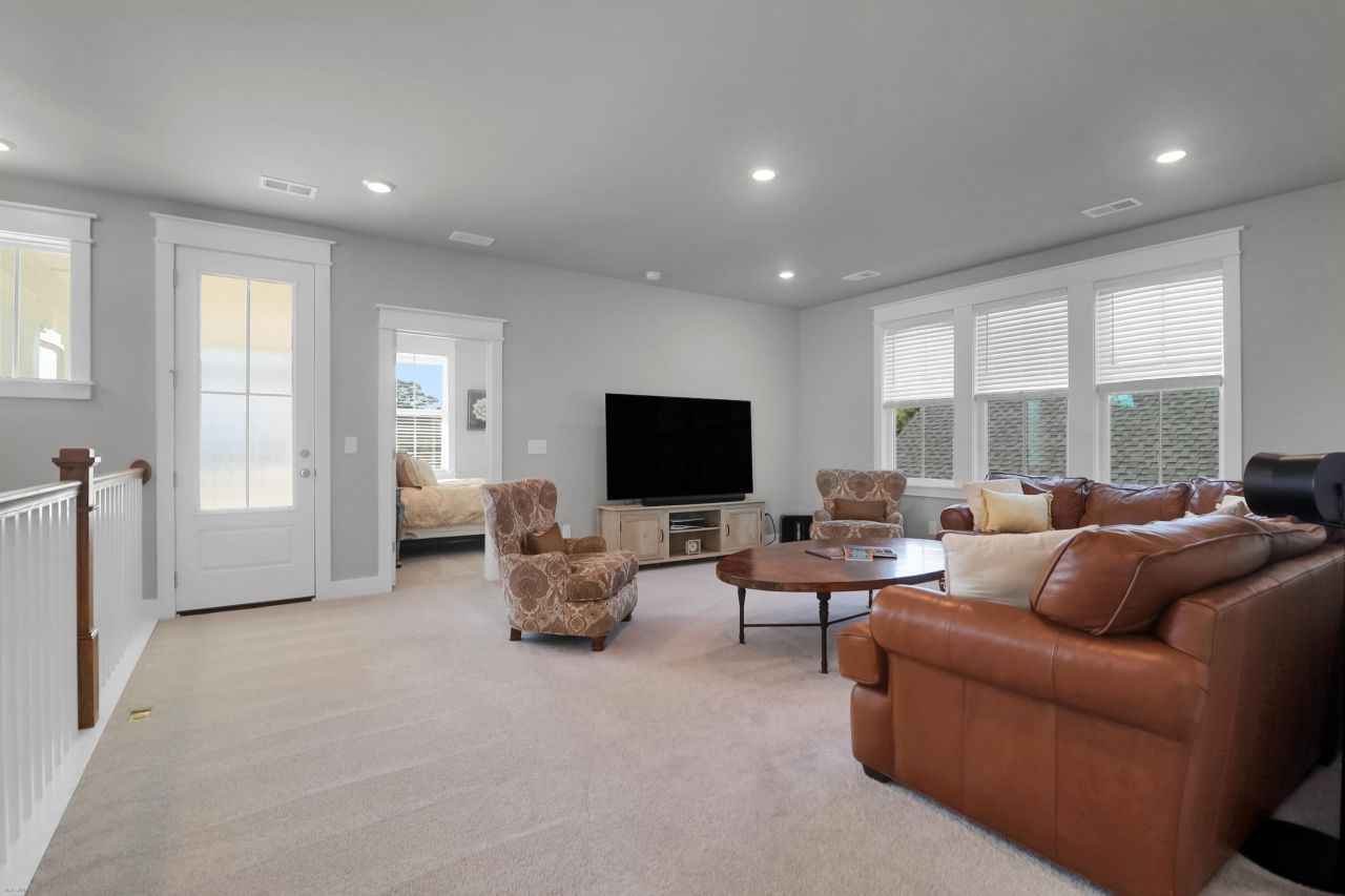 2342 Lenwick Hall Lane Photo 18