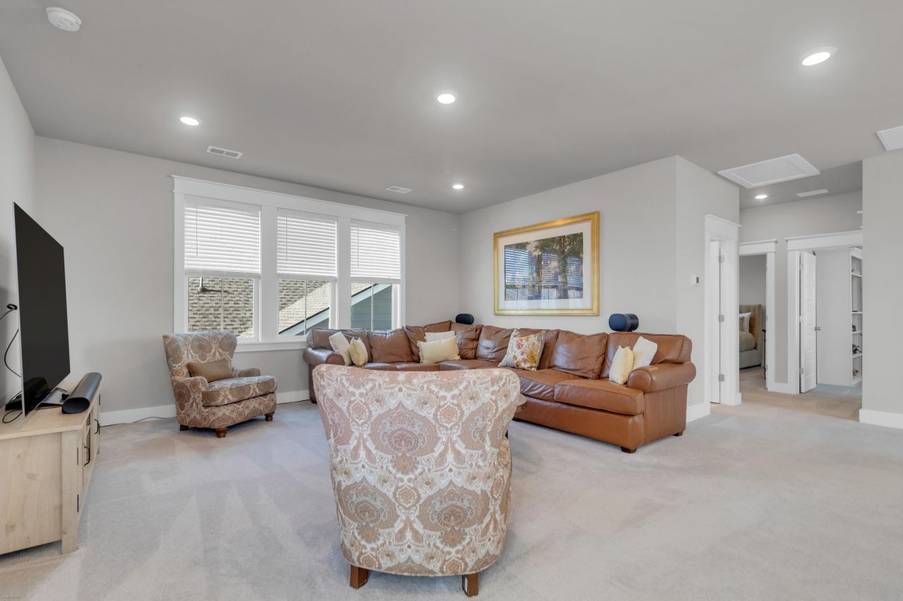 2342 Lenwick Hall Lane Photo 19