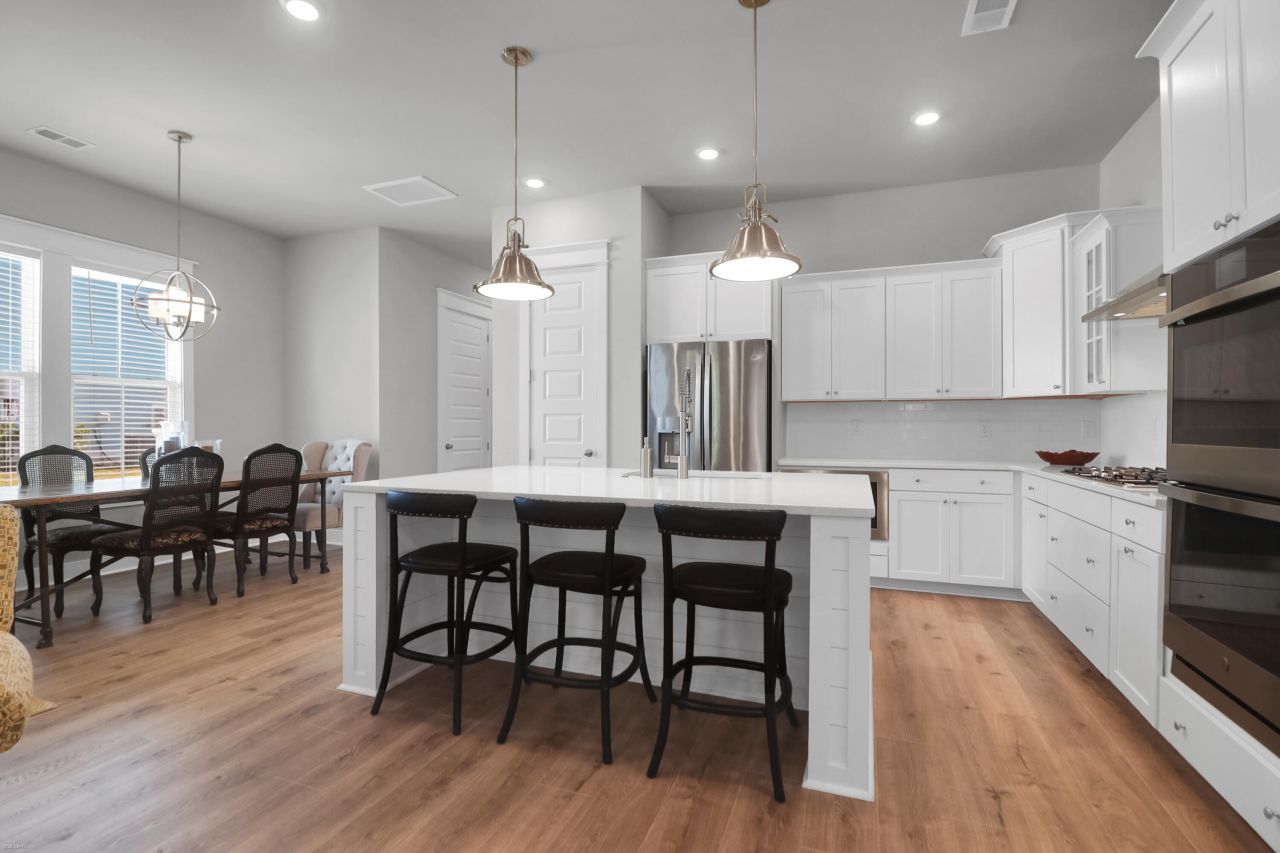 2342 Lenwick Hall Lane Photo 6