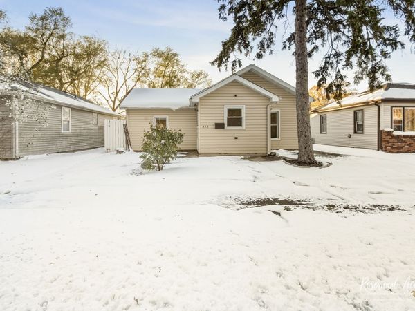 453 S Dearborn Avenue, Bradley, IL 60915