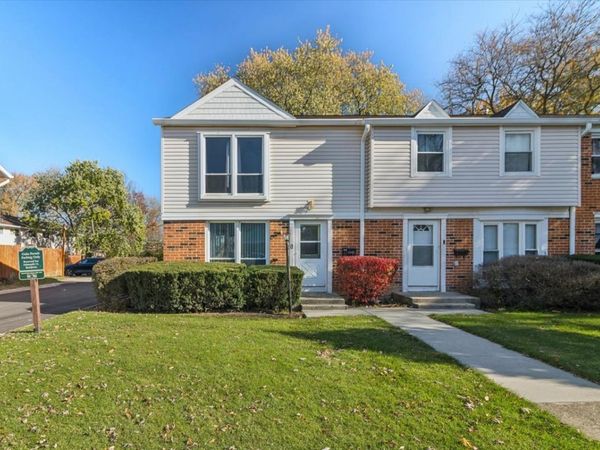 Streamwood, IL 60107