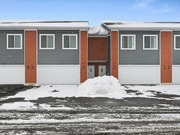 1216 Gillespie Lane, Yorkville, IL 60560