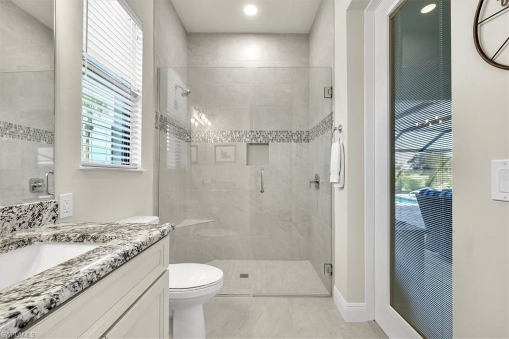 3384 Chestnut Grove Dr, Alva, FL 33920 Photo