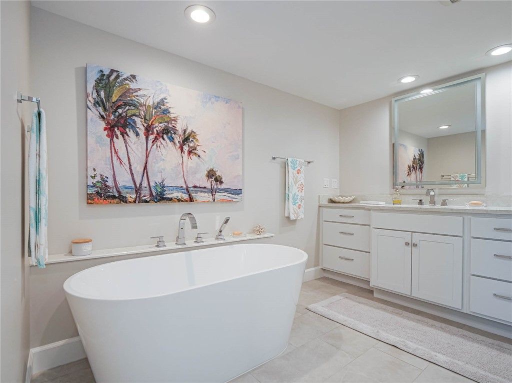 8444 Oceanside Drive, Unit D12, Indian River Shores, FL 32963 Photo